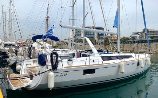 Oceanis 48, Alisa