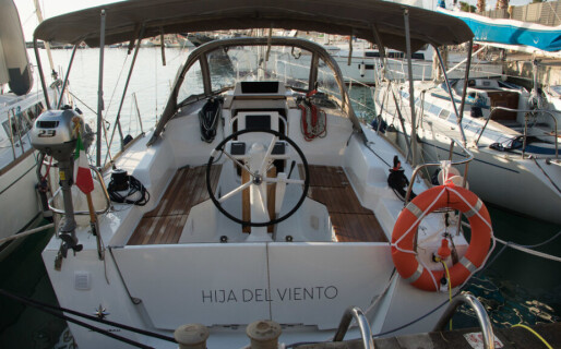 Sun Odyssey 319, Hija del Viento