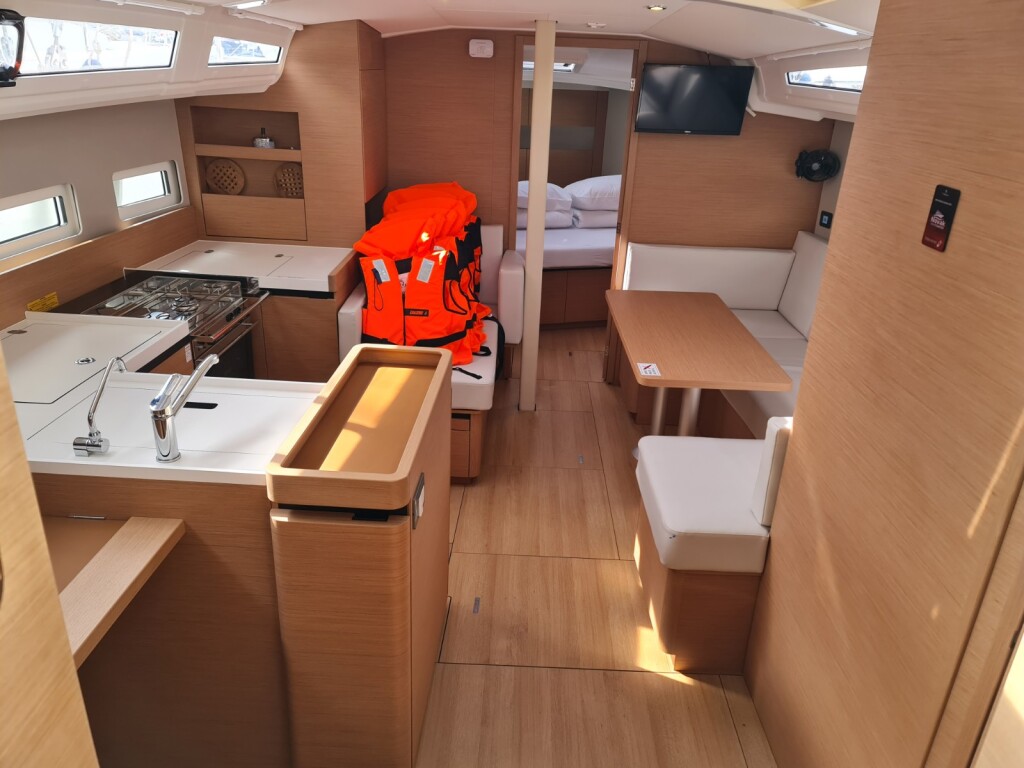 Sun Odyssey 410 Rea