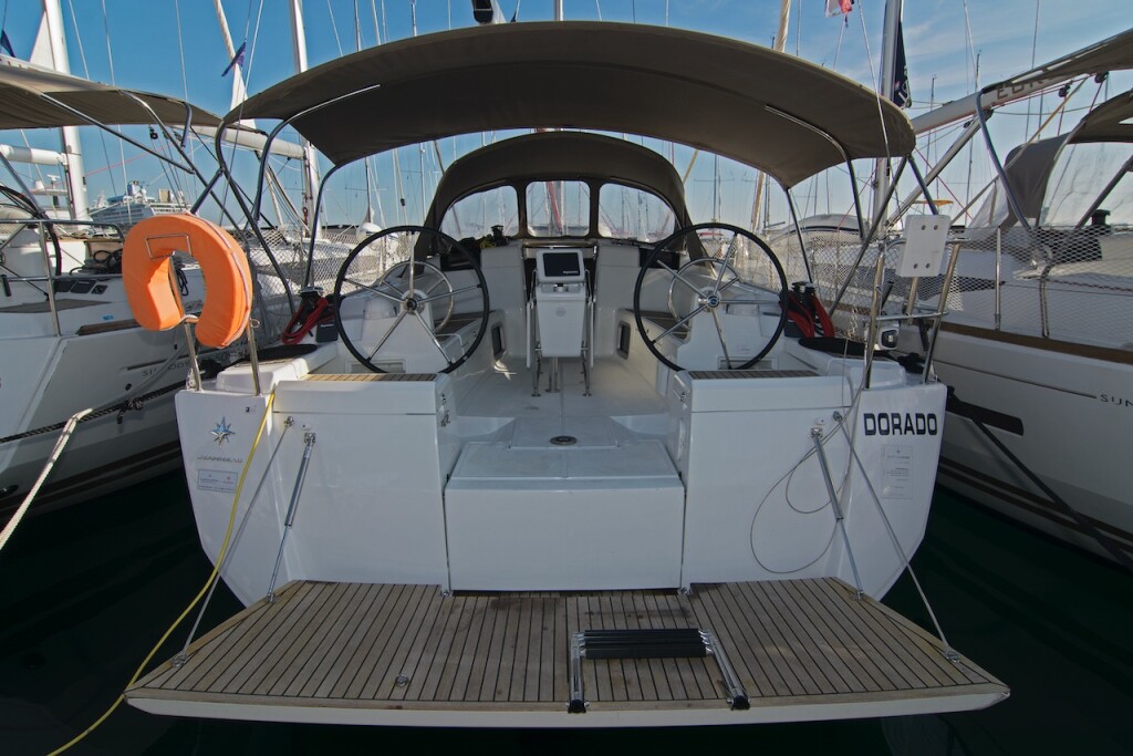 Sun Odyssey 419 Dorado