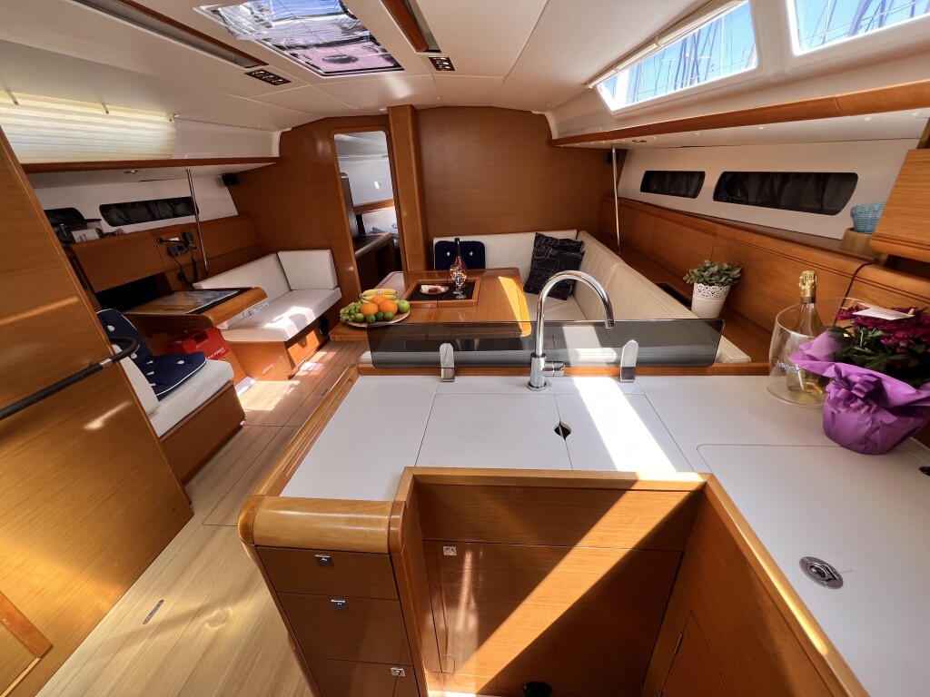 Sun Odyssey 439, Lady Linda