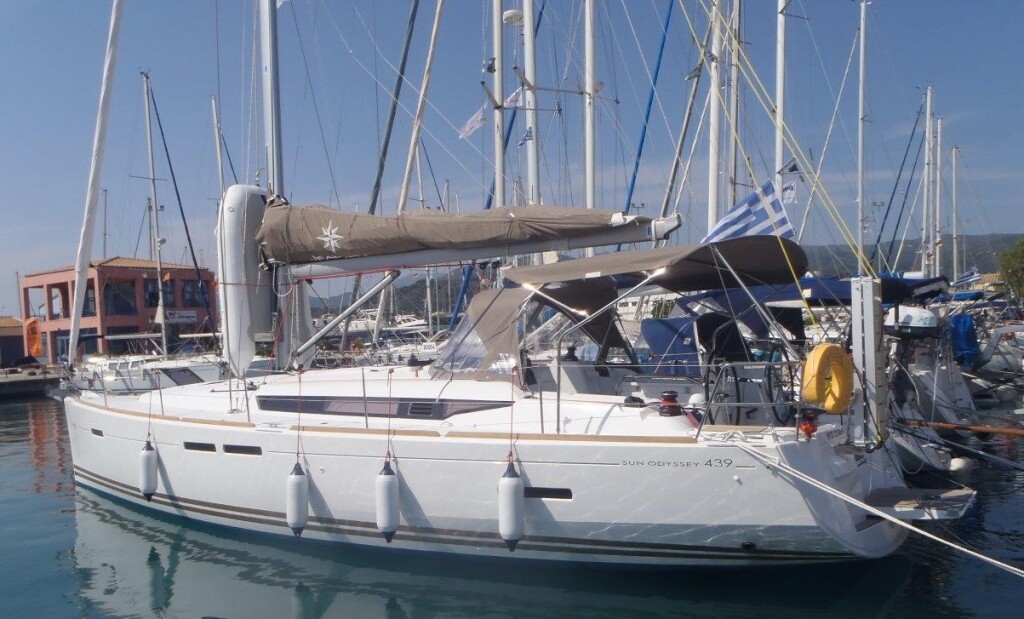 Sun Odyssey 439, Fregata