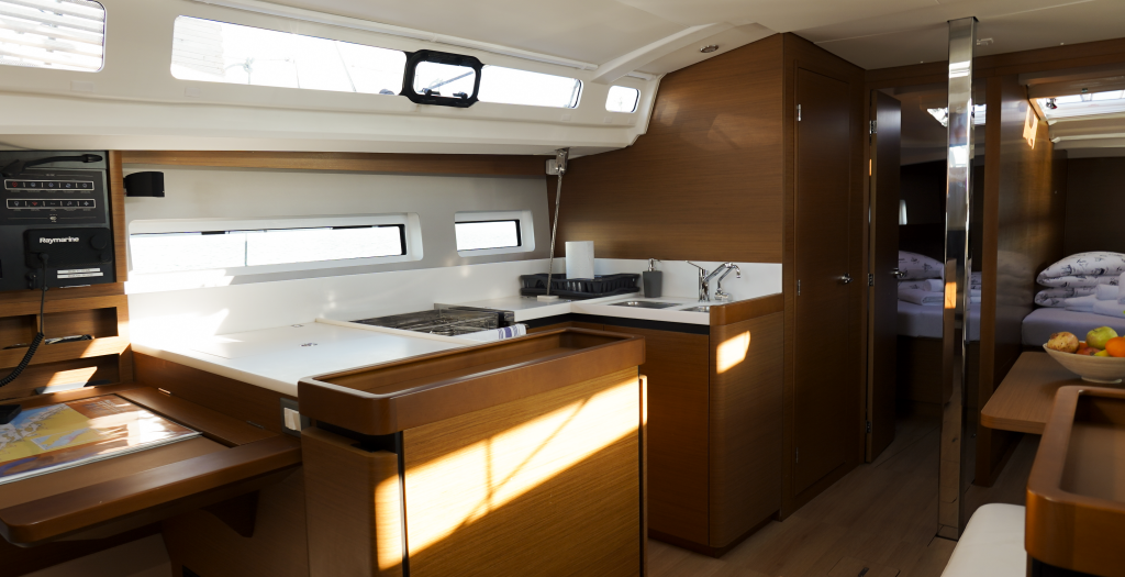 Sun Odyssey 440 Uri