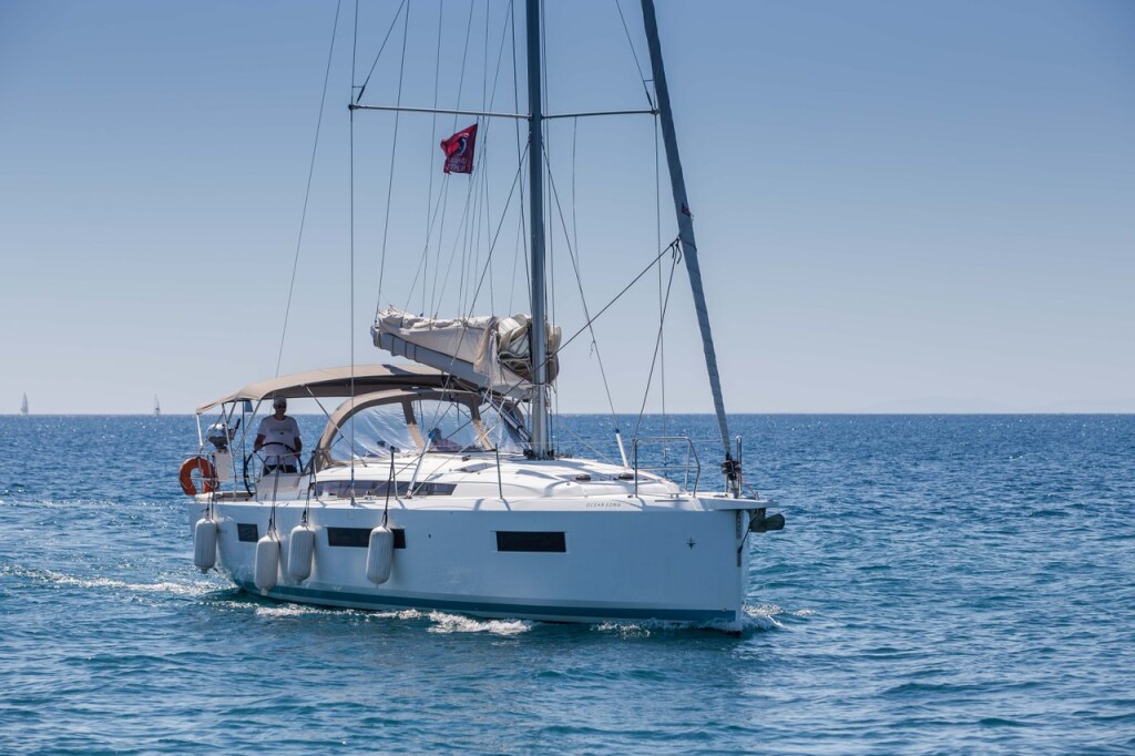 Sun Odyssey 440 Ocean Song