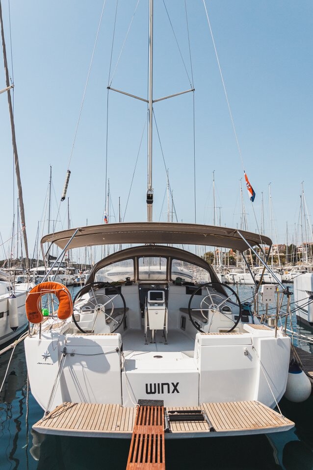 Sun Odyssey 449 Winx