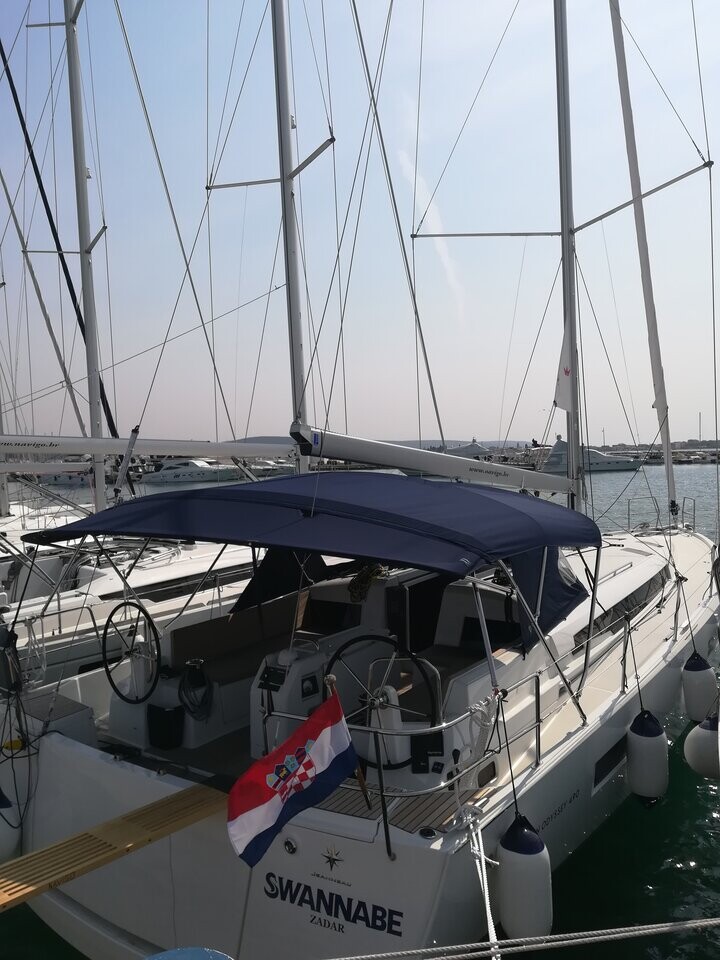 Sun Odyssey 490 Swannabe