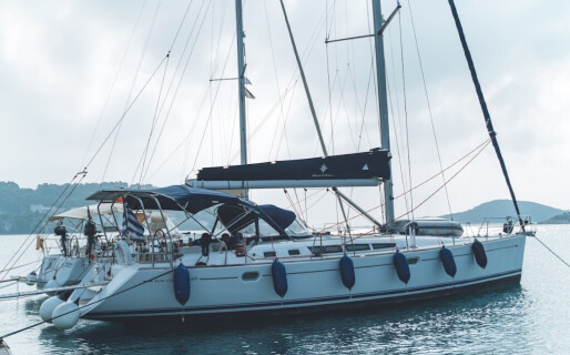 Sun Odyssey 49i, Anax