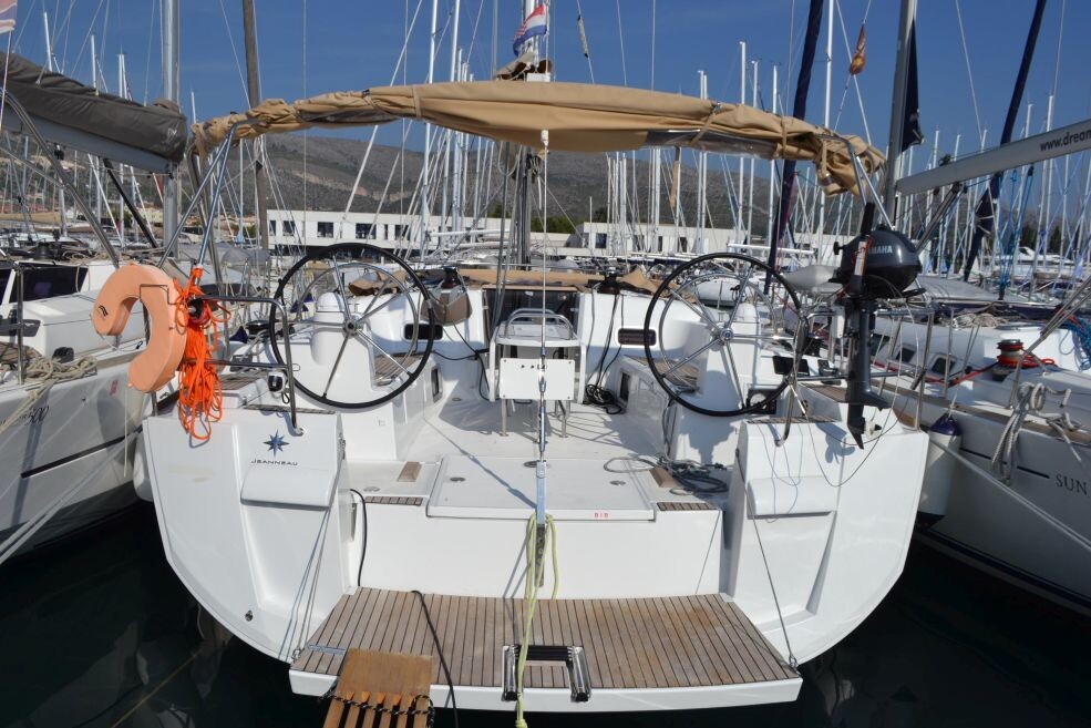 Sun Odyssey 519 NICOBAR 